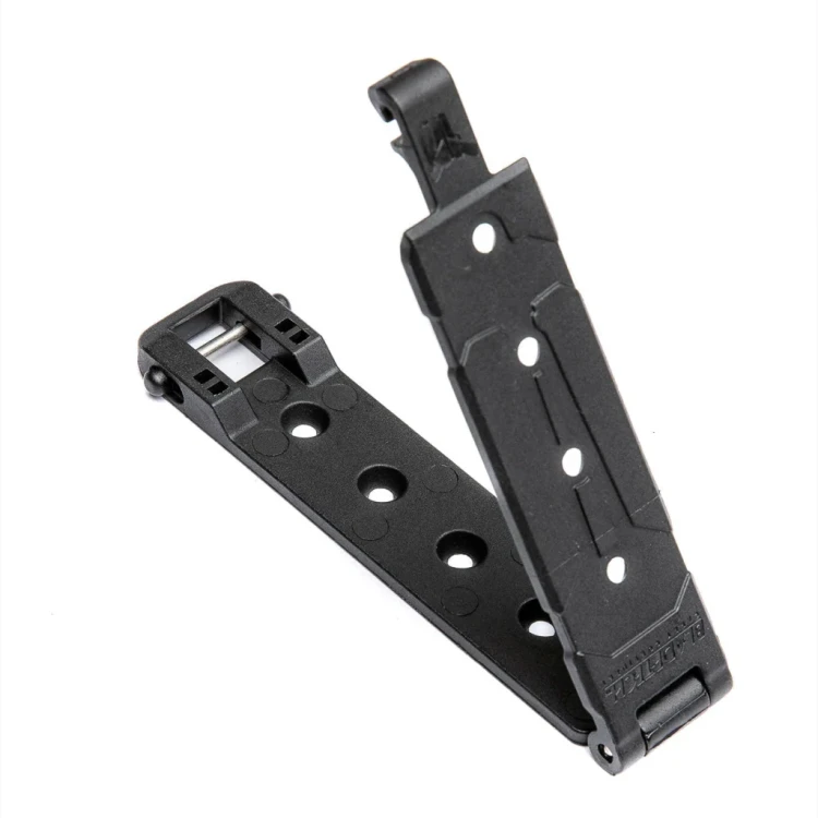 Blade-Tech-MOLLE-CLIP-do-kabury-XShears-1-1-1024x1024.webp